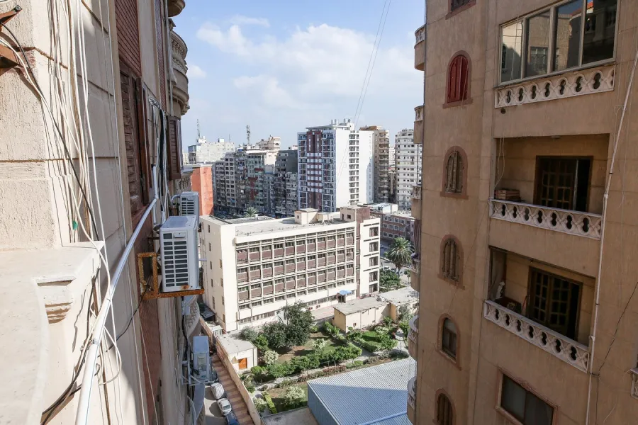 شقة للبيع 134م سموحة (خلف مستشفي المدينة للمراة)