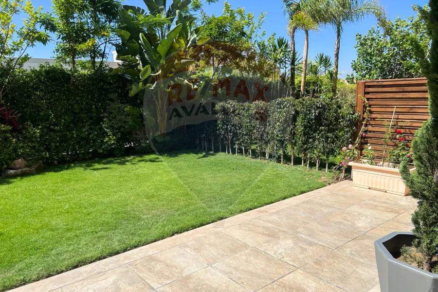 فيلا للايجار المفروش 242 م كينج مريوط  (كومباوند جوار)