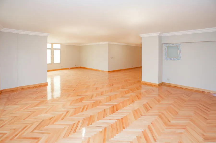 شقة للبيع 330 م جليم ( ش ابو قير )