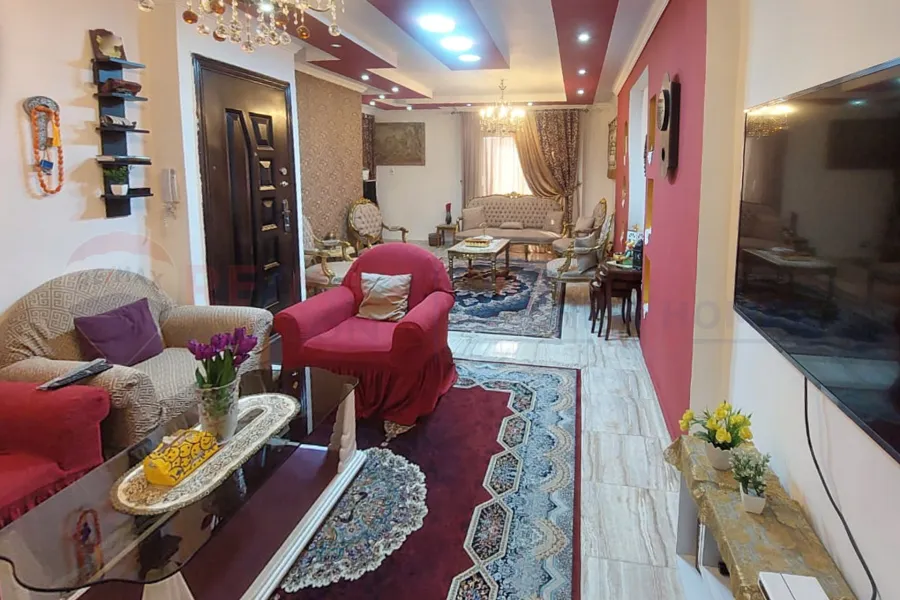 شقة للبيع 165 م الابراهيمية (متفرع من ش جواد حسني)