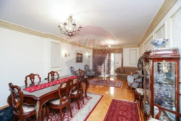 شقة للبيع 144 م سموحة (شارع الرياده - فيو بيتك في النادي )