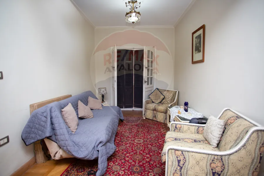 شقة للبيع 150 م وابور المياة (ش عمر الفاروق)