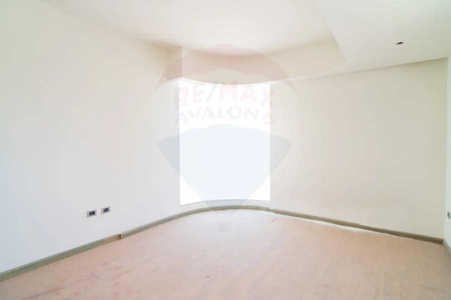 Villa Twin House for sale 280 m North Coast (Sidra Village)