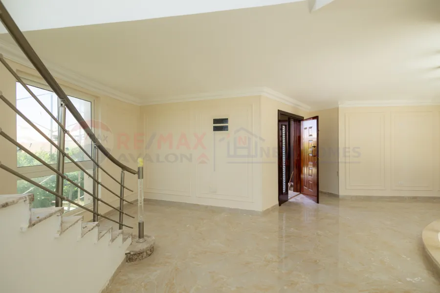 Palace for sale (Marseilia Beach 4 - Sidi Abddelrahman) 1,300 m