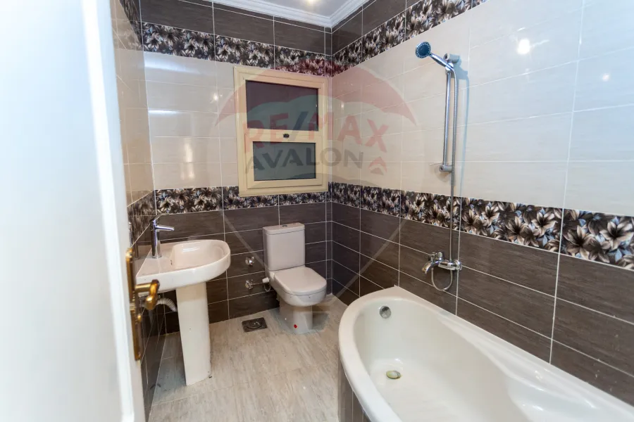 Apartment For Sale 205 m Louran (Sarhang St.)