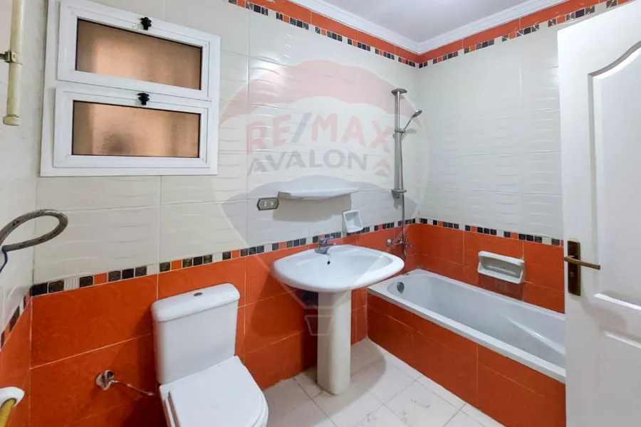 Apartment for rent 165 m Smouha (Tutankhamun St.)