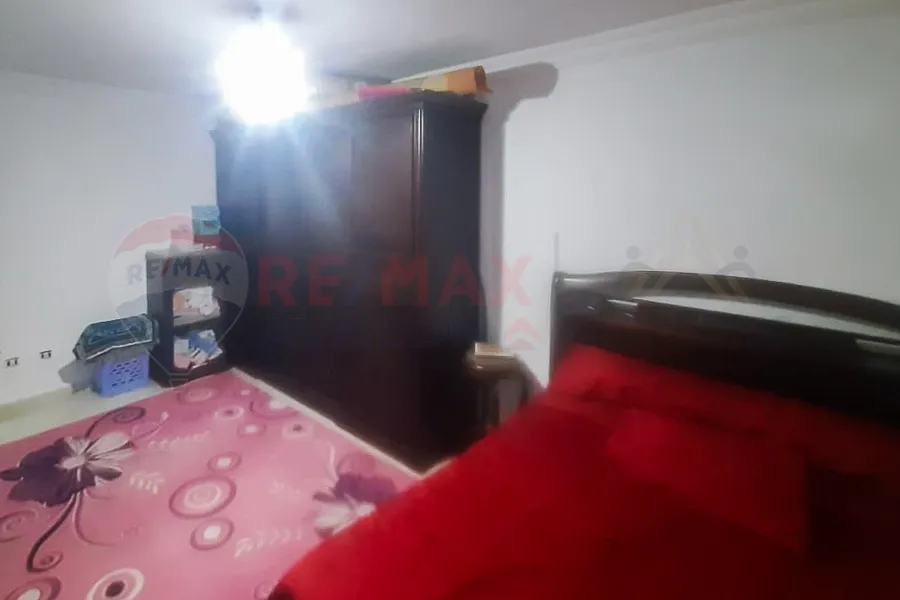 شقة للبيع 145 م ميامي (ش جمال عبد الناصر)