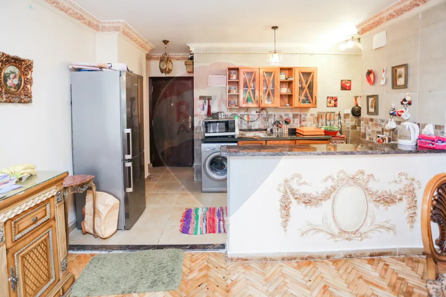 Apartment for sale 120 m Zezinia (Abd El Salam Aref St.)