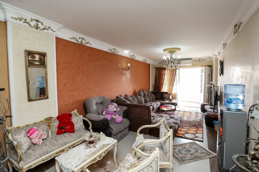 شقة للبيع 160م محرم بيك