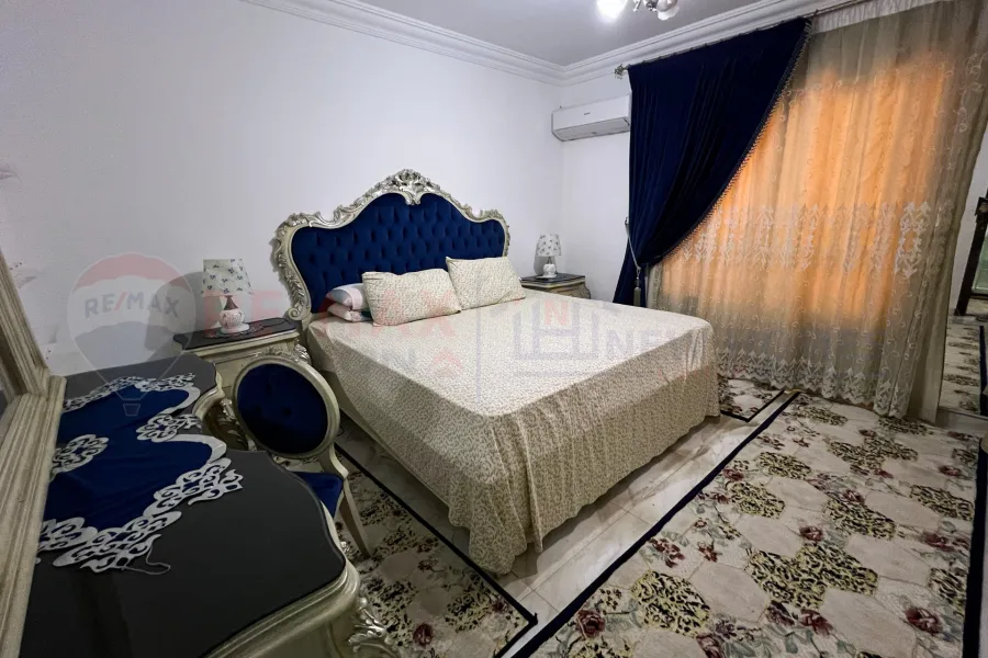 شقة للايجار 204 م سبورتنج (ش احمد علام)