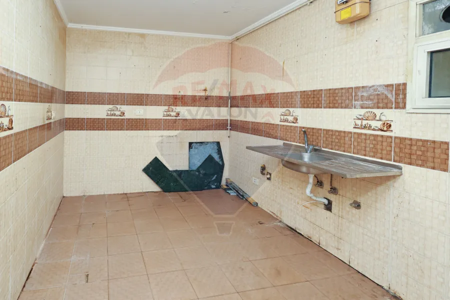 Apartment for sale 210 m Smouha (Bahaa El-Din Al-Ghatwary)