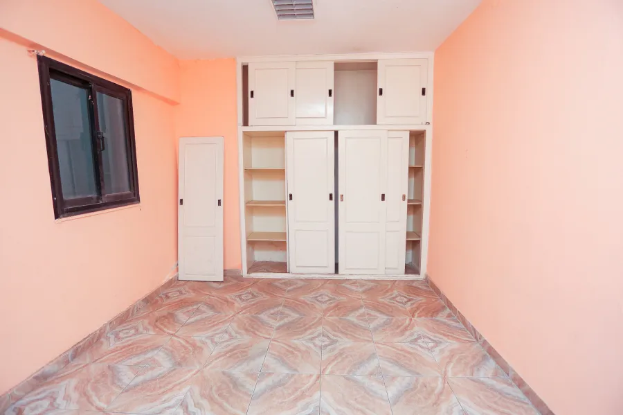Apartment for sale 200m Sidi Gaber (Bor Saied St.)- Residential or Commercial