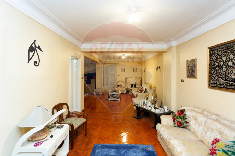 Apartment for sale 380 m Tharwat (second row from the sea)