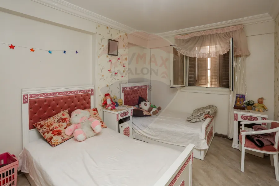 شقه للبيع  170 م سموحة (موازى لشارع ذكى رجب)