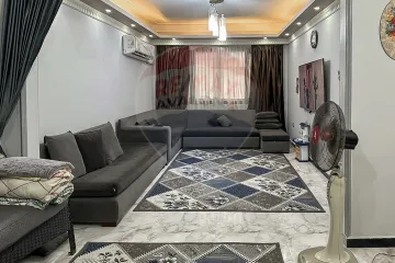 شقه للبيع 106 م سموحة (متفرع من ش فوزي معاذ)