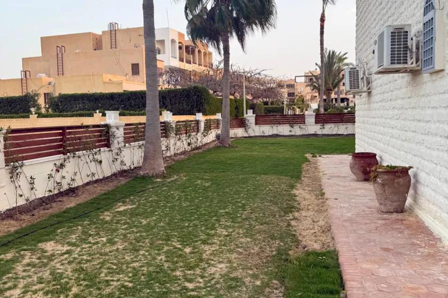 فيلا ستاند الون للبيع (مارينا 2) 510 م