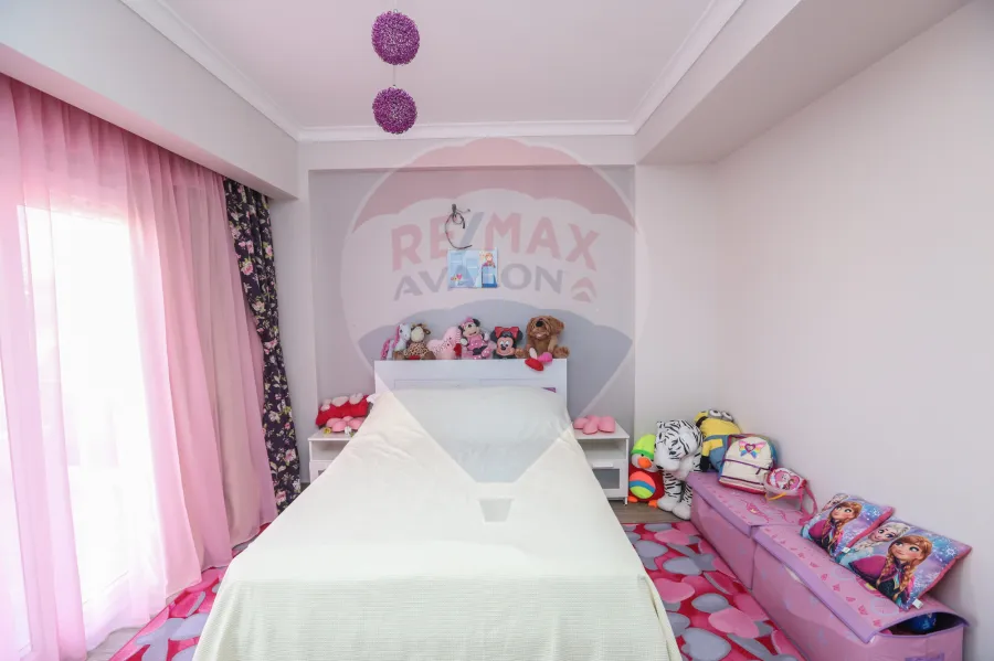 فيلا للإيجار بدون فرش  900 م بكينج مريوط (تقسيم الجمارك)