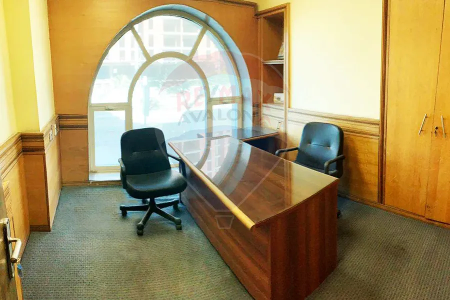 مقر إداري للبيع 1,168 م سموحة (ش 14 مايو)