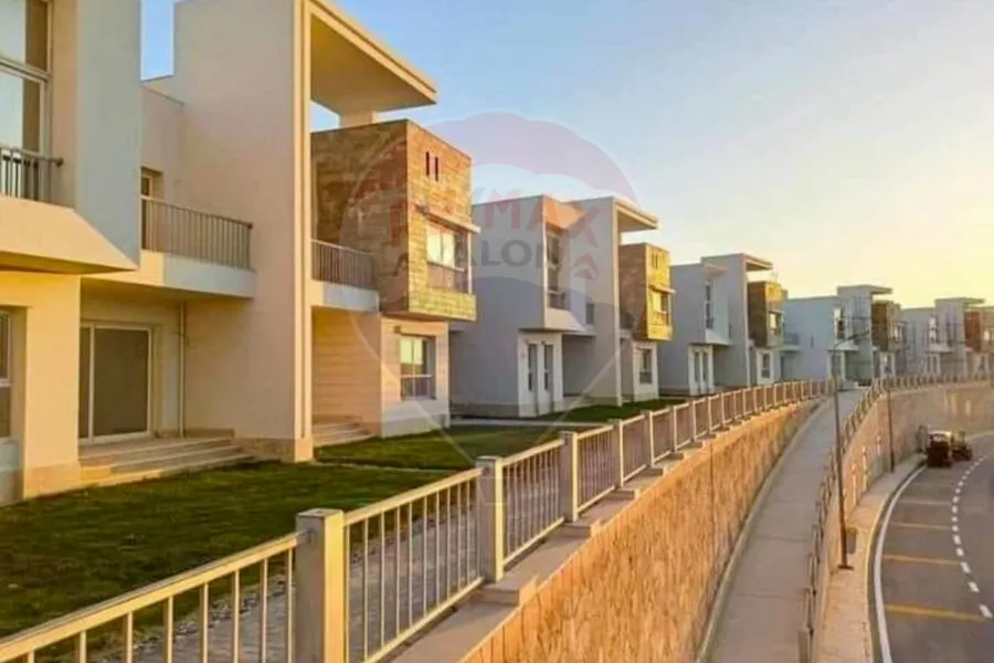 Villa Twin House for sale Ras al-Hikma (Sea View) - 325 m