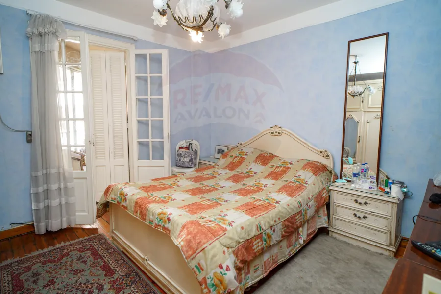 Apartment for sale 220 m Louran ( Sharawy St )