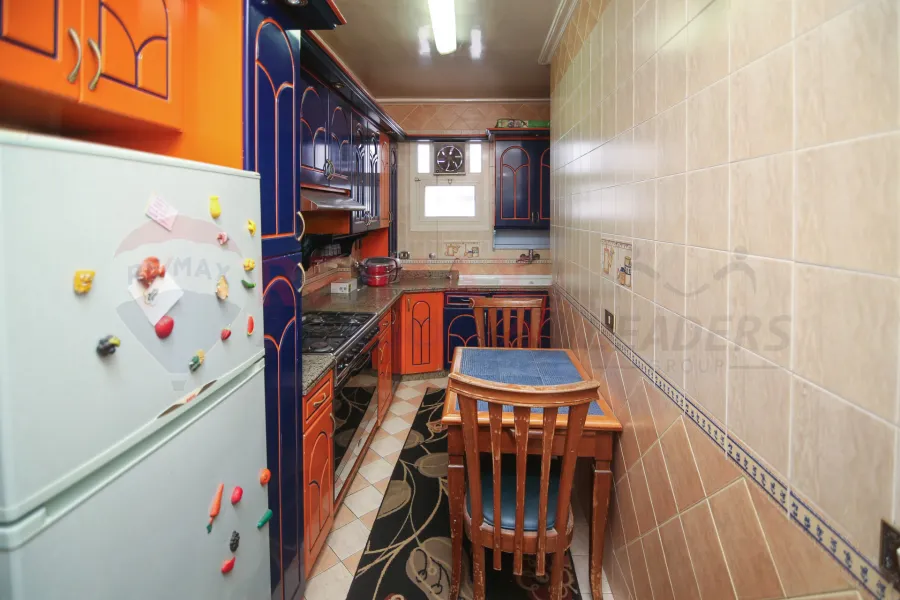 شقه للايجار المفروش 170 م رشدي (متفرع من ش ابوقير)