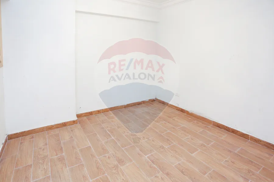 (شقة للبيع 160 م سيدى جابر (شارع جابر مبارك