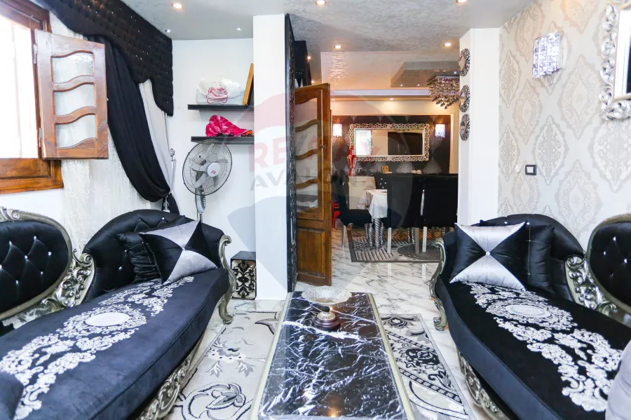 شقة للبيع 100م  صافي ميامي  (خطوات من اسكندر ابراهيم )