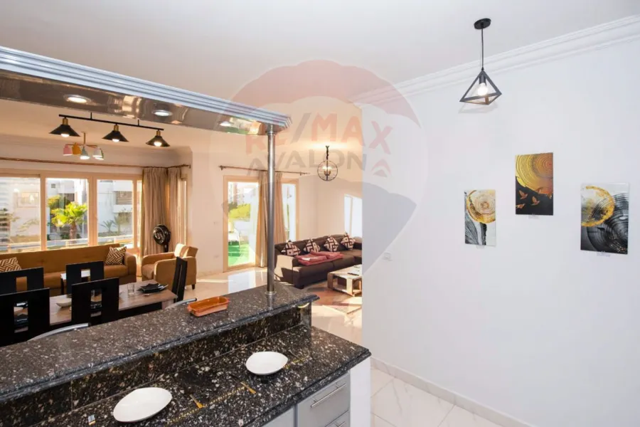 شاليه دوبلكس + رووف للبيع (هاسيندا باي) 235 م