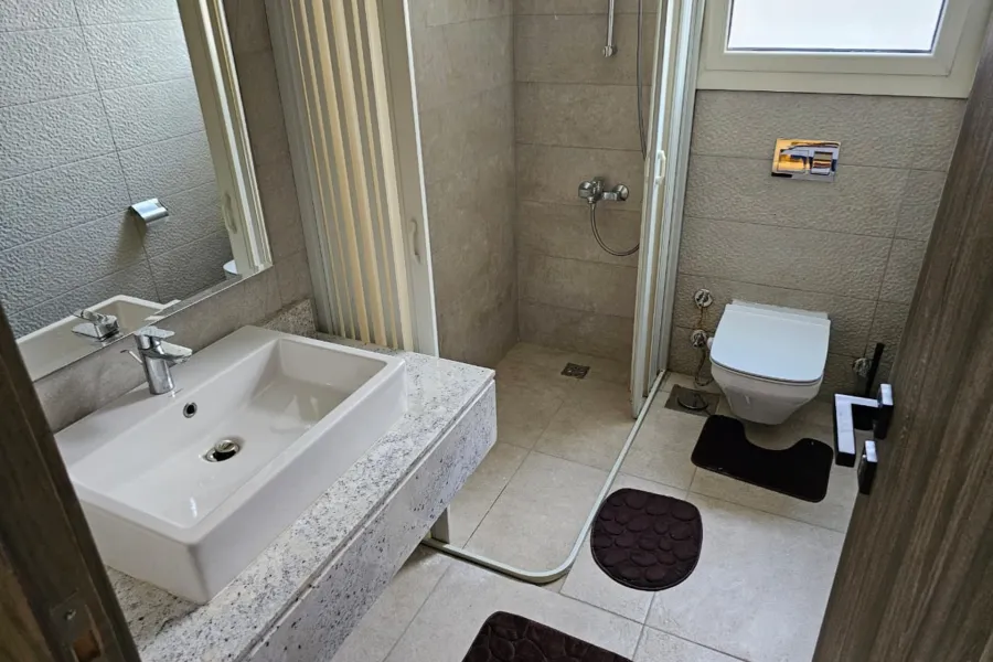 شاليه ارضي بجاردن للبيع (هاسيندا باي) 153 م