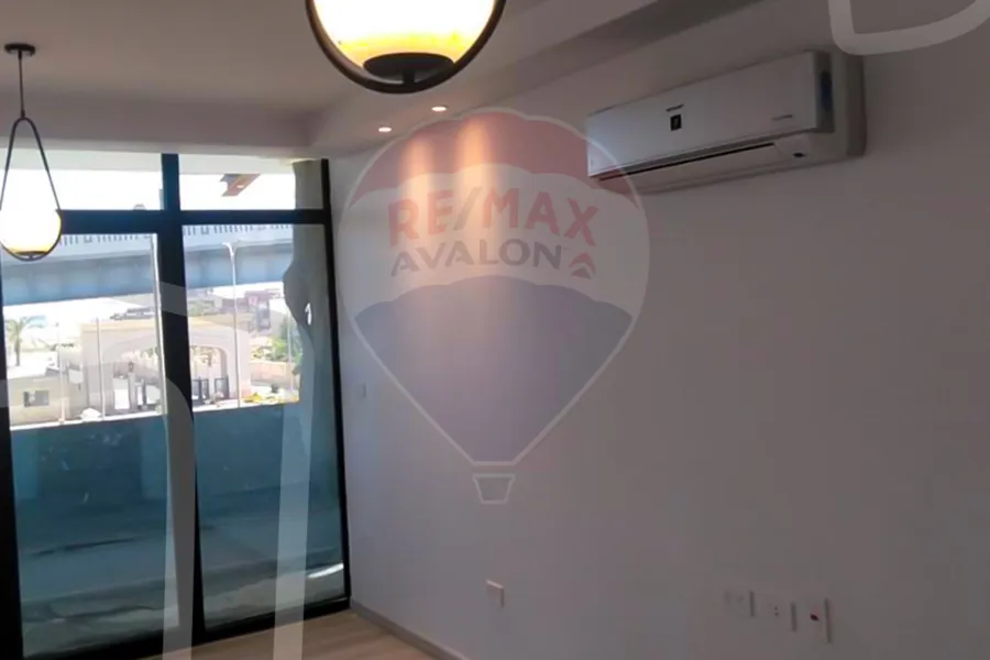 شقه  للبيع 175 م سموحة (كمباوند العروبة سكاي لاين)