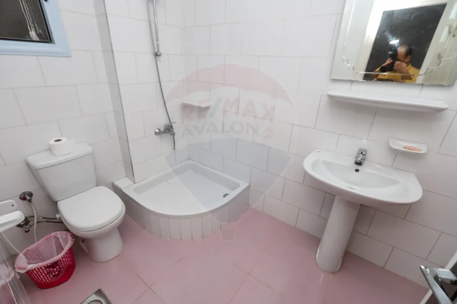 شقة للبيع 160 م فلمنج (متفرع من شارع مصطفي كامل)