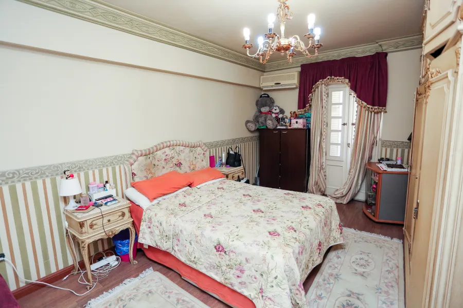 شقة للبيع 350م كفر عبده (خطوات من ميدان سانت جينى)