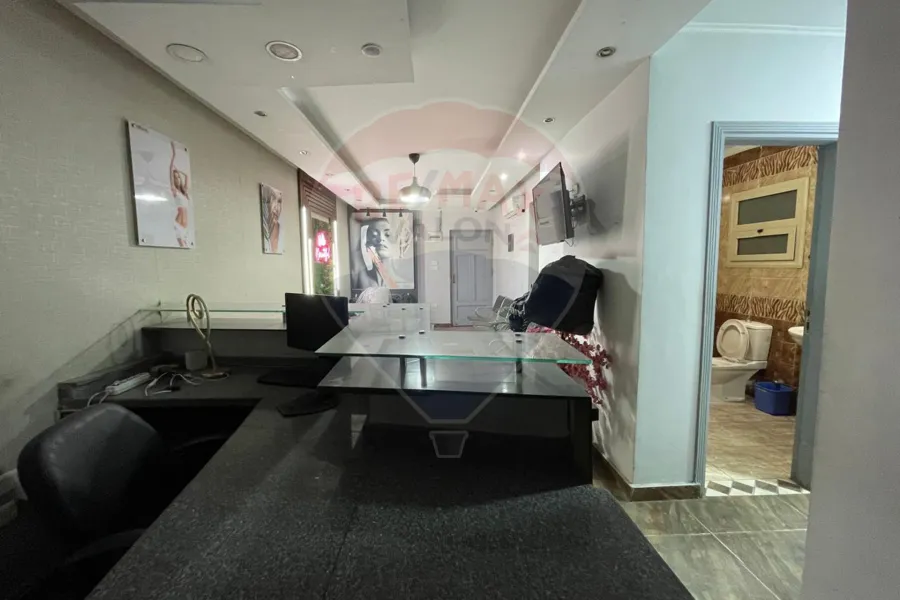 عيادة للايجار 115 م العصافرة (ش جمال عبد الناصر مباشرة)