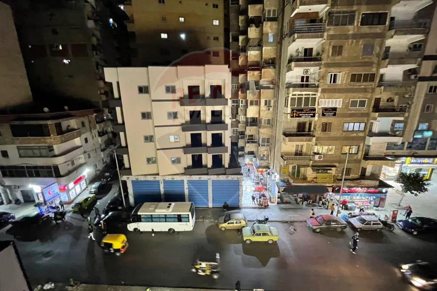 شقة للايجار 125 م العصافرة (ش جمال عبد الناصر مباشرة)