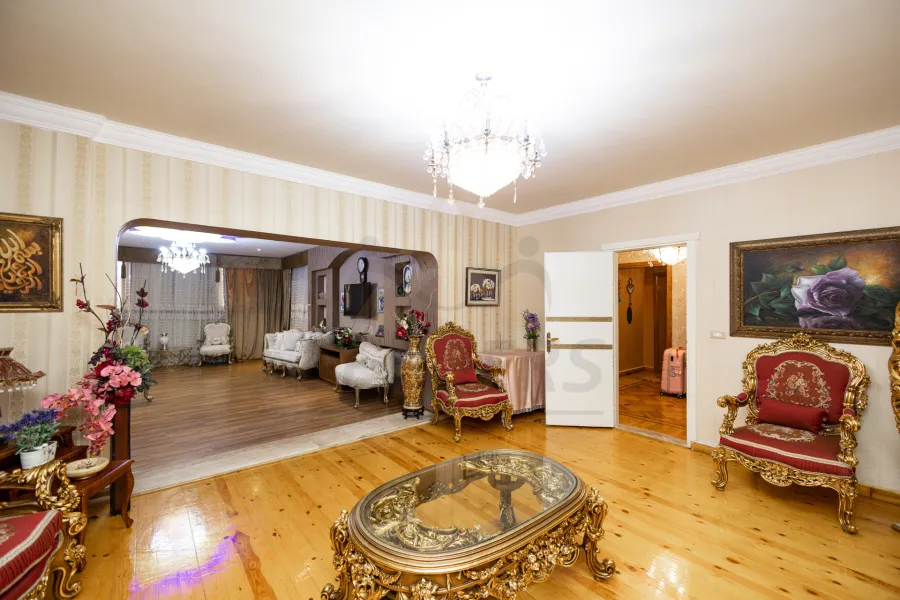 Apartment for sale 560 m Louran (Sarhank St.)