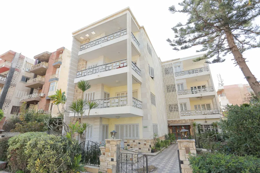 Registered Building For Sale 640m El-Mamoura