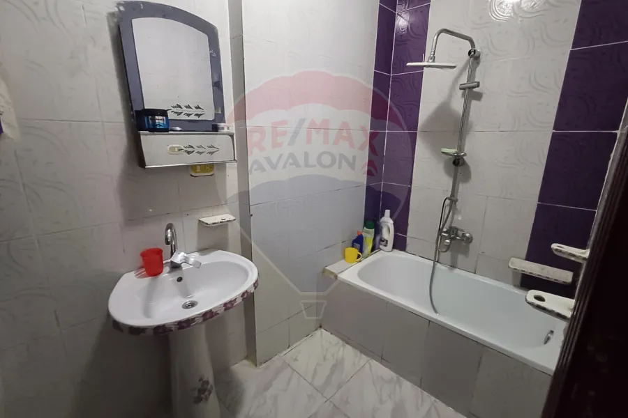 Apartment for sale 130 m Saba Pasha (steps from Abou Qir St. and tram)