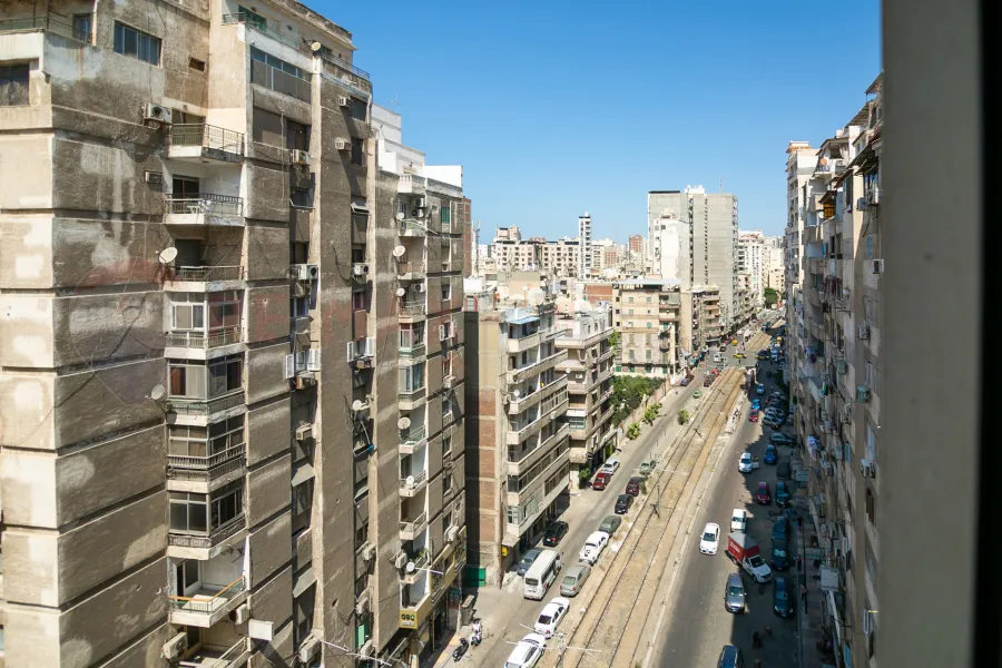 شقة للبيع 200 م فلمنج (على الترام مباشرة - برج براند)