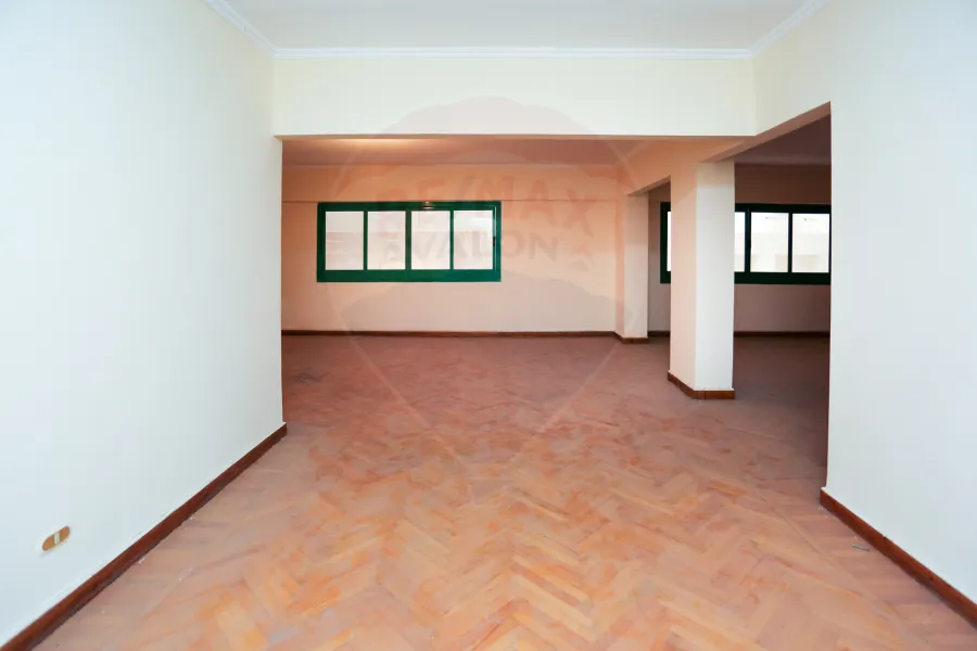 apartment for Sale 160 m Saba Basha (next to Al-Mirghani Palace)