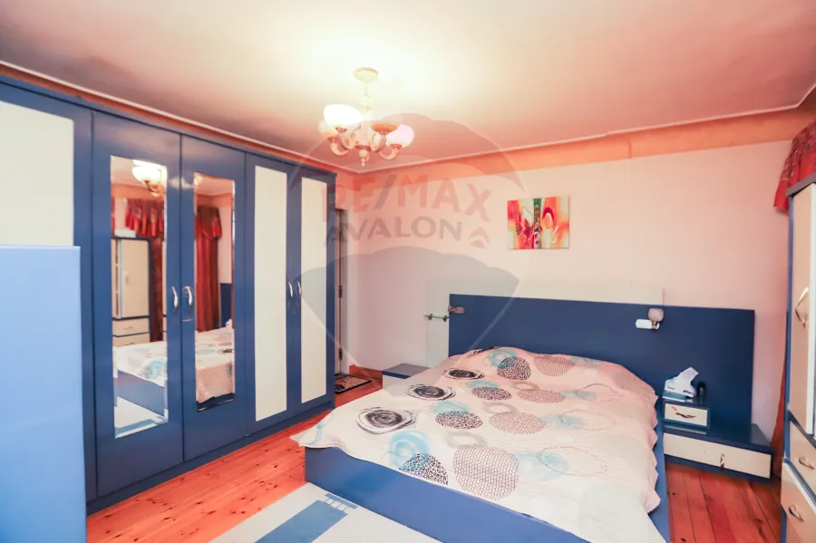 شقة للبيع 210 م سموحة (ش فوزي معاذ)