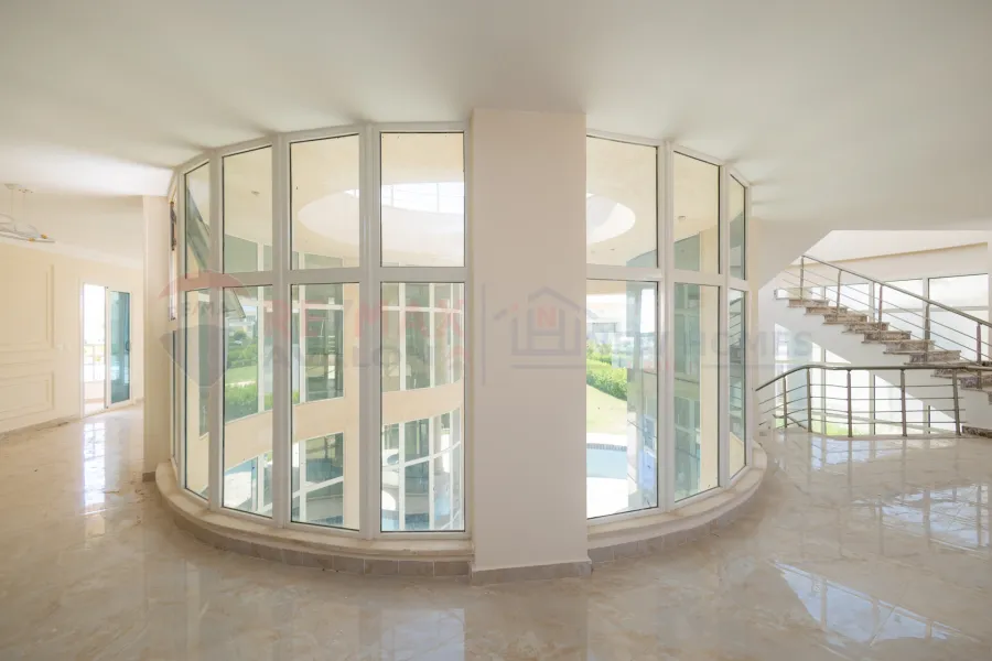 Palace for sale (Marseilia Beach 4 - Sidi Abddelrahman) 1,300 m