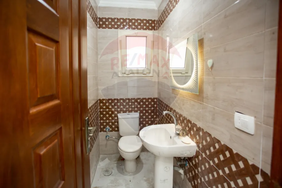 Apartment for sale 167 m Moharam Bek (Maamoun st.)