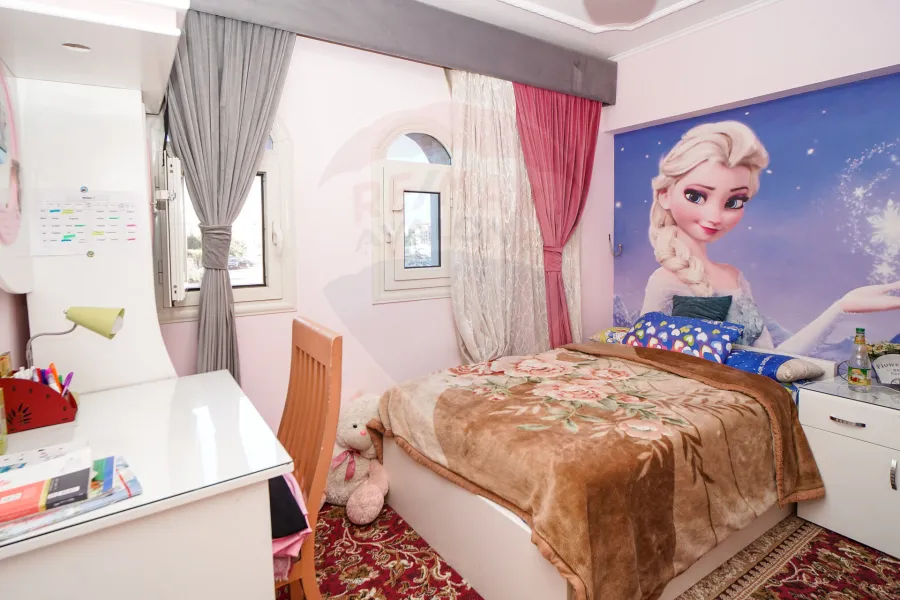 فيلا مستقلة للبيع 701 م كينج مريوط (كومباوند اليكس ويست)