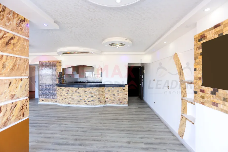 Apartment for sale 180 m Montazah (Sheraton Towers)