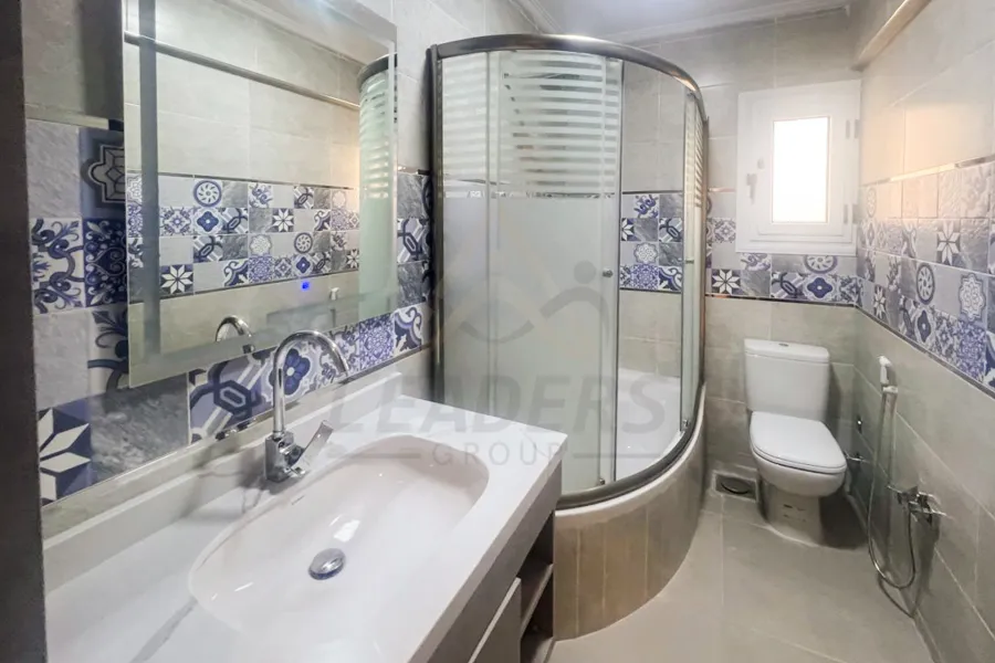 شقة للبيع 120 م محرم بك (كومباوند سما ريزيدنس)