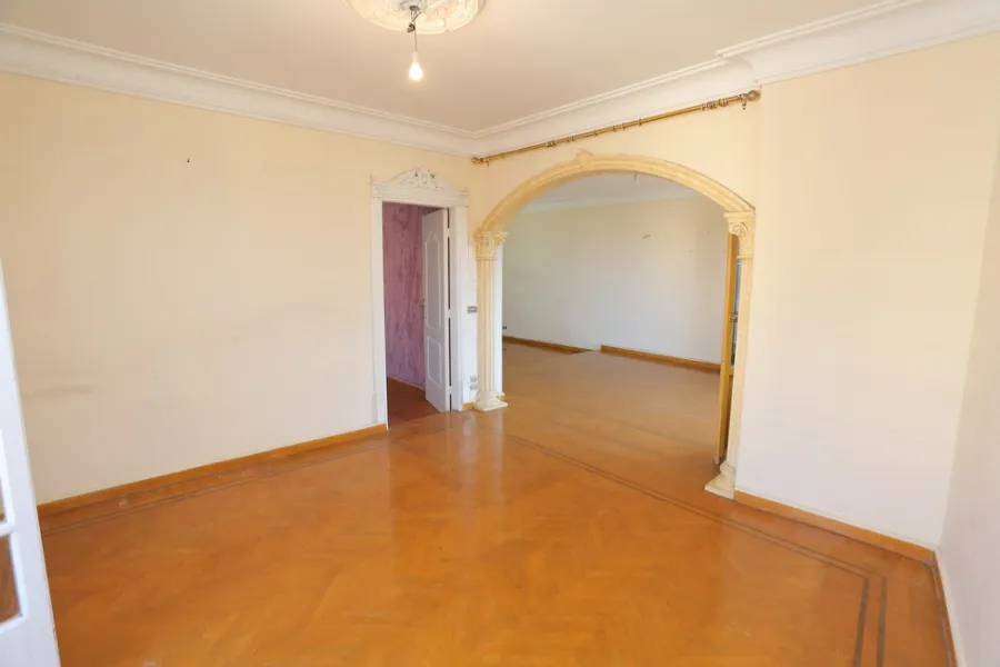 Apartment For Rent 205m Laurent (Behind Mansour Palace)