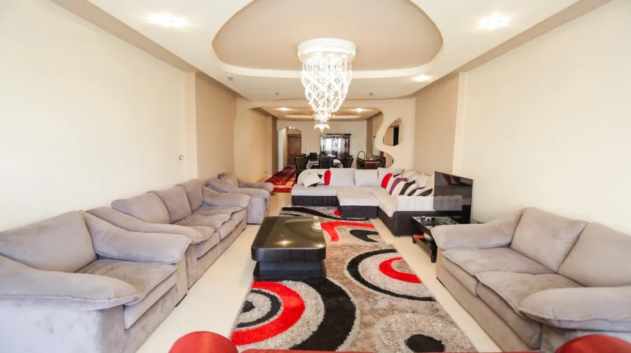 شقة للايجار مفروش 237م  جليم