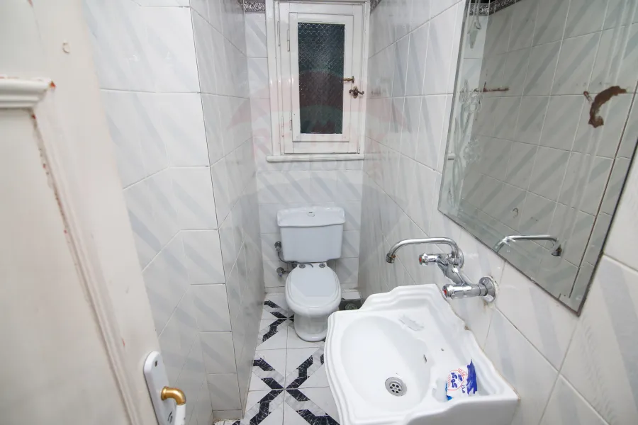 Apartment for sale 200 m Sporting (teba st)