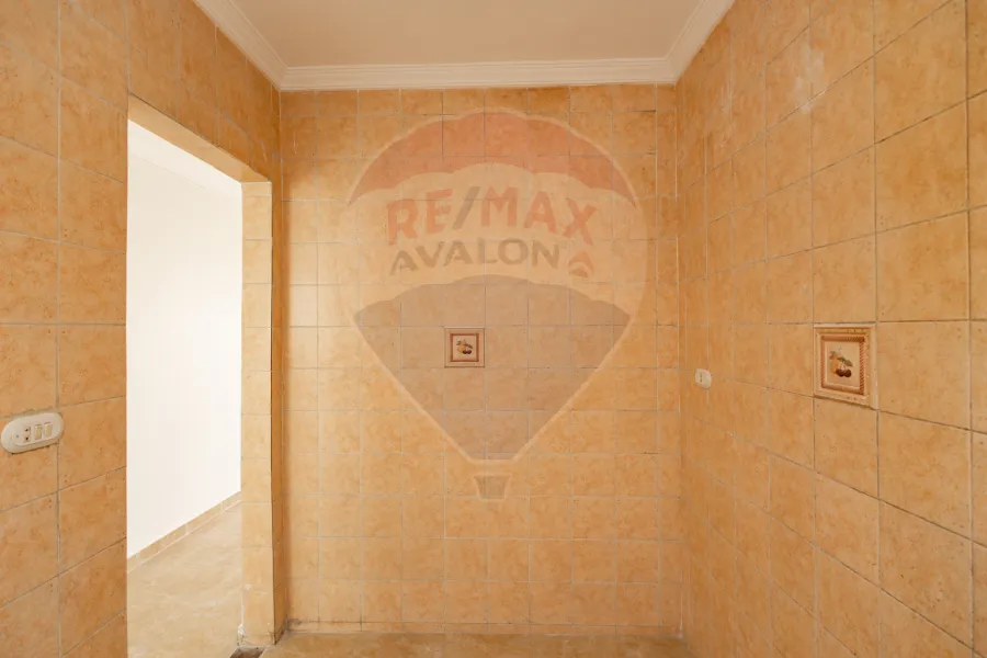 Apartment for sale 150 m Sidi Gaber (Branched from Al Mosher st.)