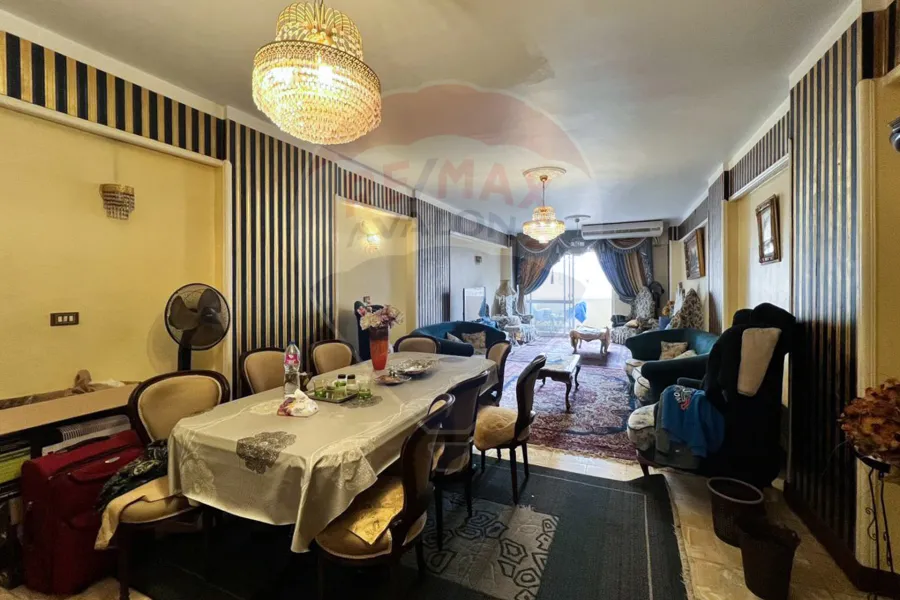 شقة للبيع 140 م سموحة (ش مستشفي الاندلسية)